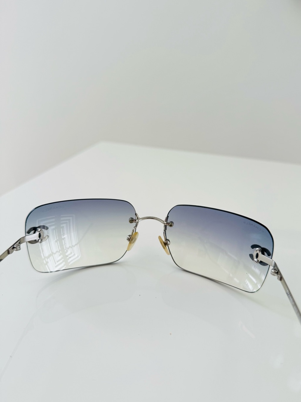 Extremely RARE 🦋 Authentic Chanel light blue rimless CC  sunglasses✨ - Picture 8 of 11